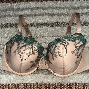 Floral Embroidered Bra in Tan and Green